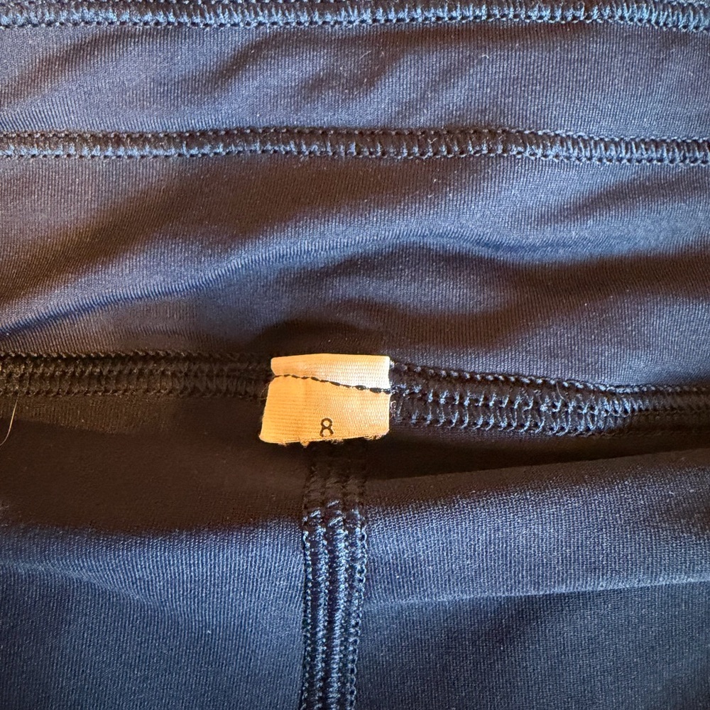 Lululemon Navy Skort Size 8 - Picture 3 of 5